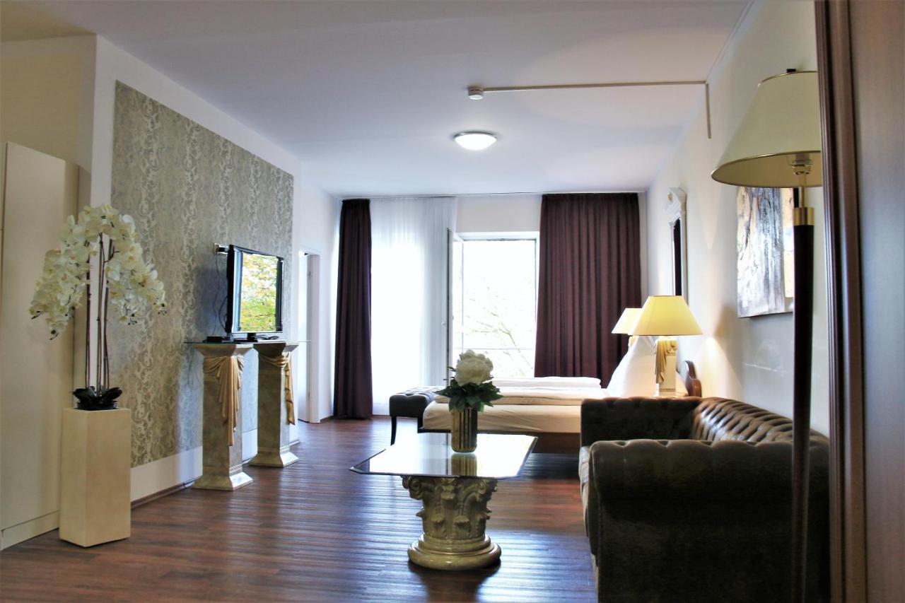 Aparthotel Scheuer Huerth Exterior photo